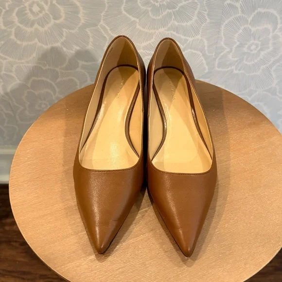 Ann Taylor Brown Leather Kitten Heels - Picture 2 of 7